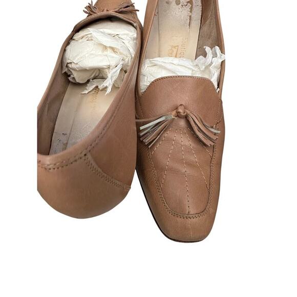 NWT Salvatore Ferragamo Women's Brown Leather Pumps Heels Size 8 - Picture 6 of 11